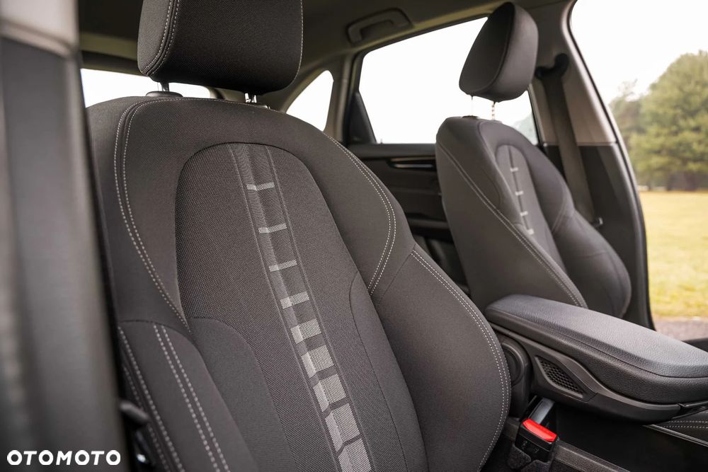 BMW Seria 2 218i Sport Line - 16