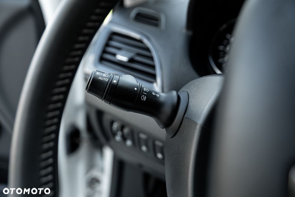 Renault Megane ENERGY TCe 115 Start & Stop Bose Edition - 35
