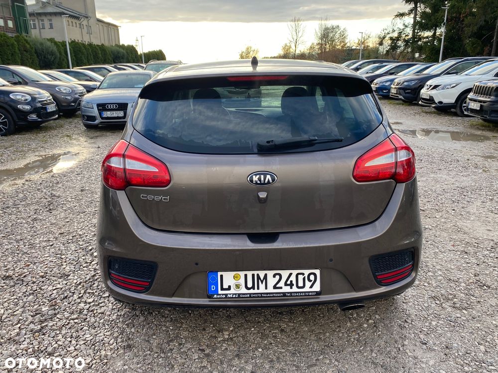 Kia Ceed 1.4 CVVT Attract Plus - 5