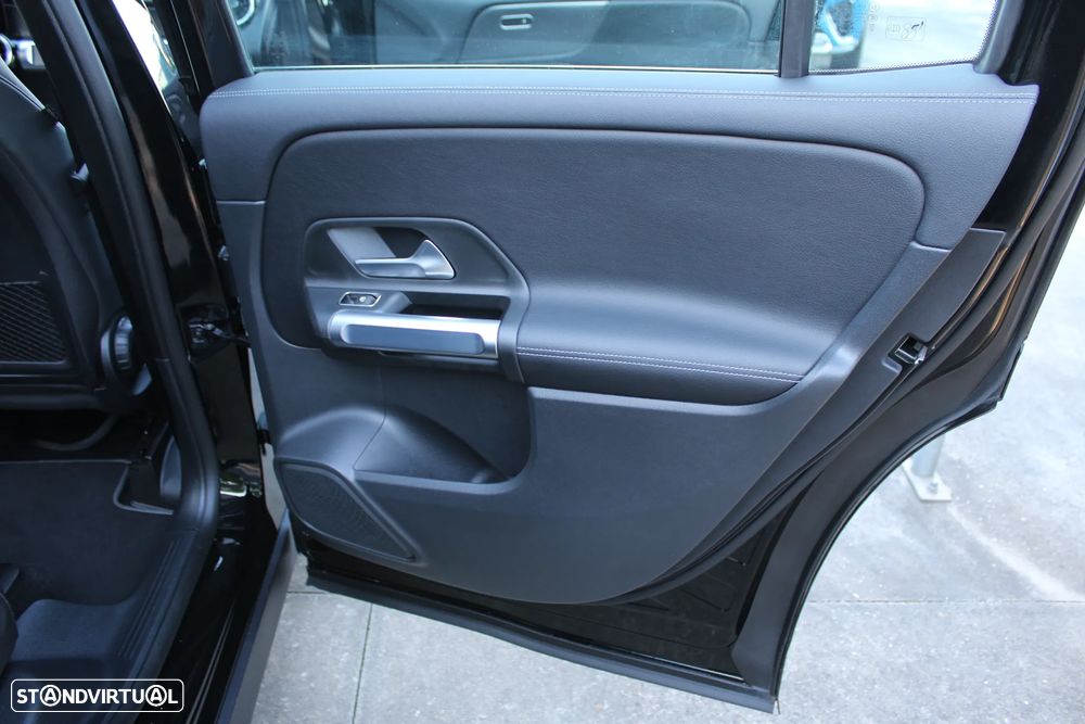 Mercedes-Benz GLB 180 7G-DCT Progressive Advanced - 18