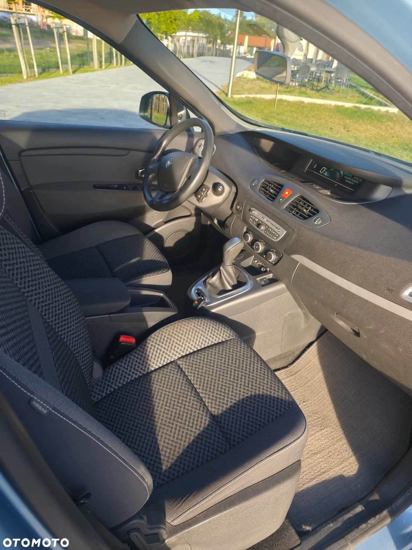 Renault Scenic - 13