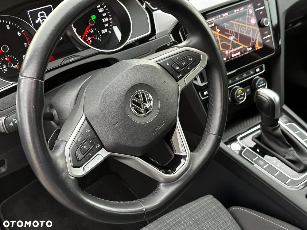 Volkswagen Passat Variant 1.5 TSI EVO Business DSG - 19