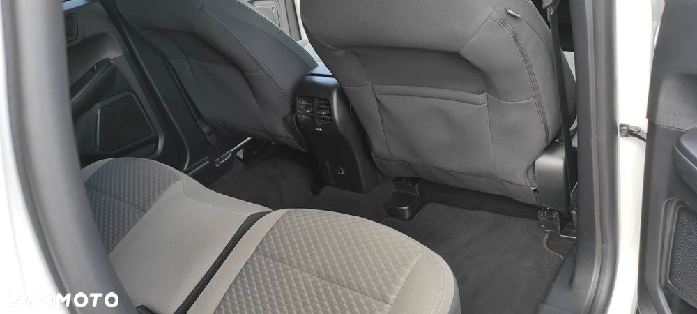 Ford Kuga 2.5P PHEV FWD Titanium - 16