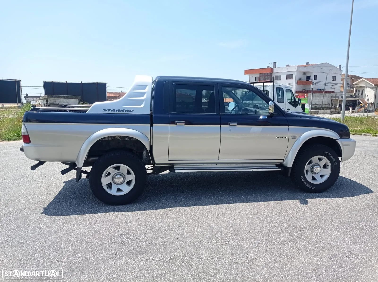 Mitsubishi L200 Strakar 4x4 - 1