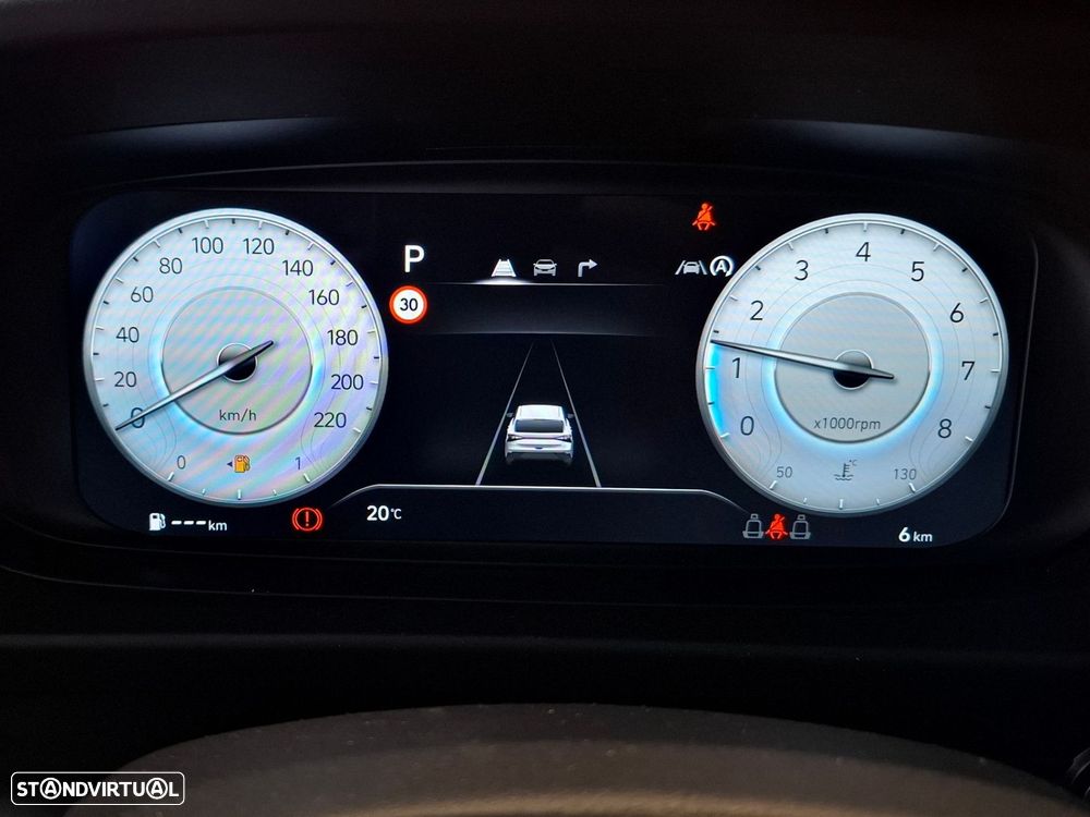 Hyundai i20 - 12