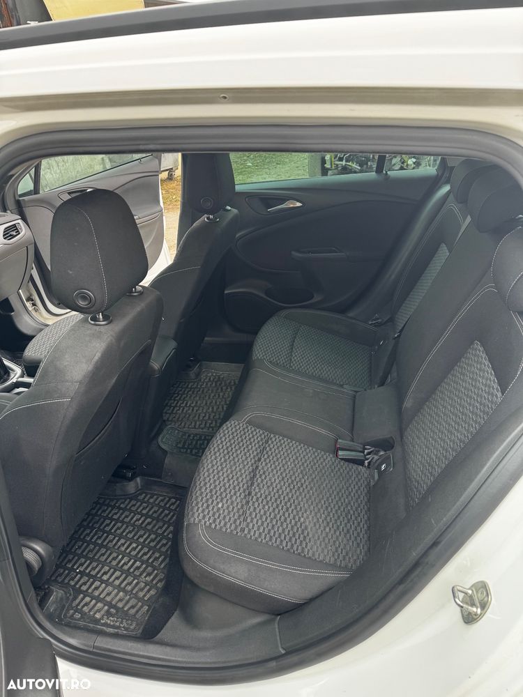 Opel Astra 1.6 CDTI Start/Stop Active - 9