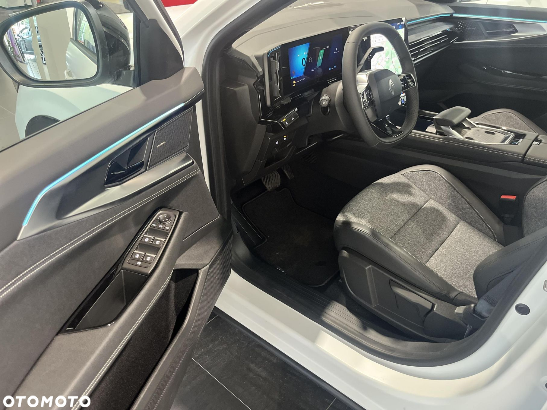 Renault Rafale 1.2 E-Tech Full Hybrid 200 Techno MMT - 10