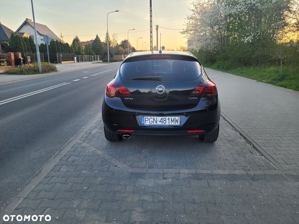 Opel Astra 1.6 Turbo Edition - 7