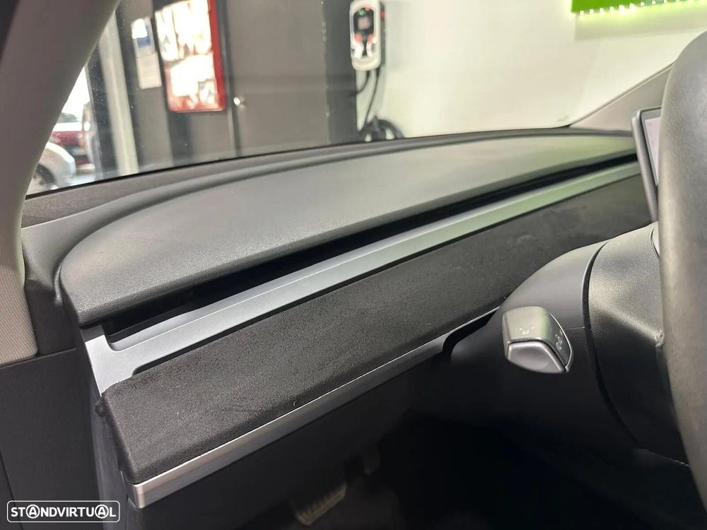 Tesla Model 3 Standard Range Plus RWD - 46