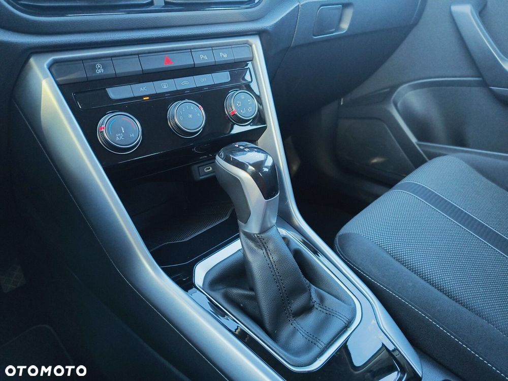 Volkswagen T-Roc 1.5 TSI Life DSG - 22