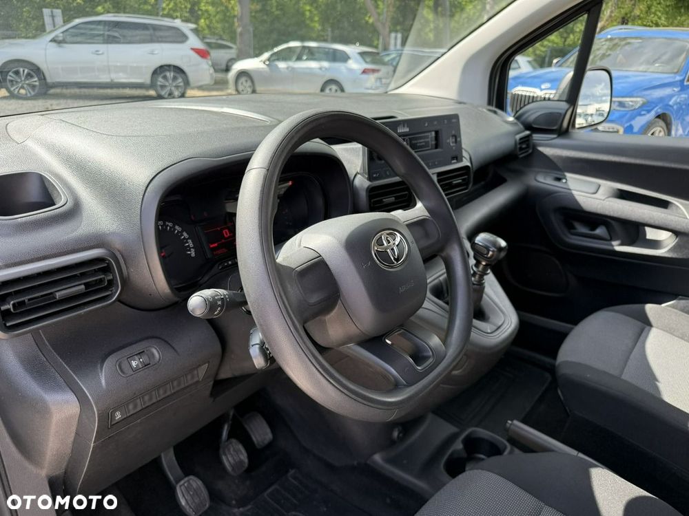 Toyota Proace City - 12