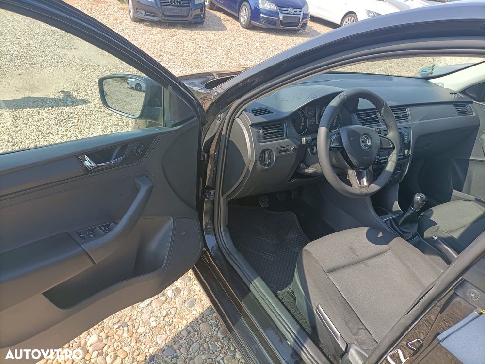 Skoda RAPID 1.6 TDI Ambition - 6