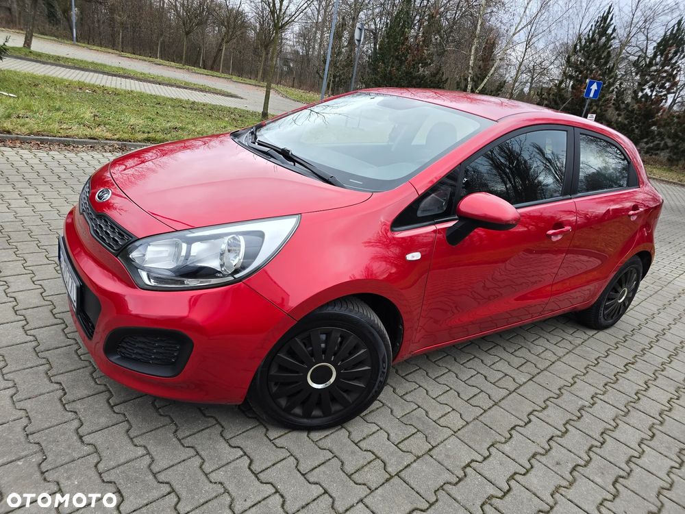Kia Rio - 5
