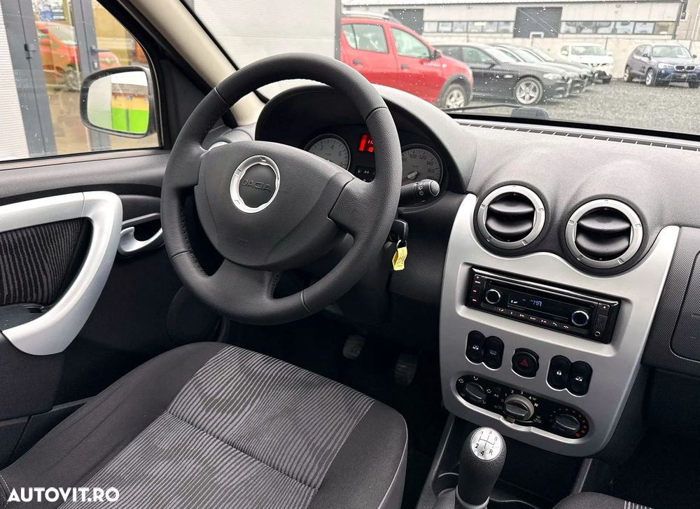 Dacia Sandero 1.4 MPI Laureate - 8