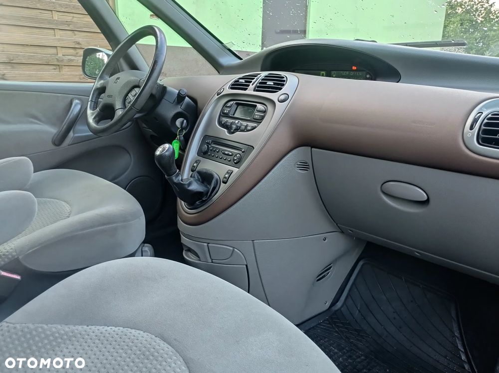 UWAGA ! CITROEN PICASSO 1.8 16V BENZYNA 115PS PSA KLIMATRONIC POD LPG  MALE KM I WLASC PL - 7