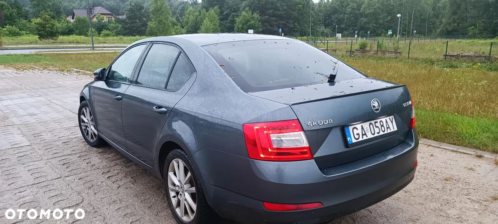 Skoda Octavia 1.8 TSI Ambition DSG - 13
