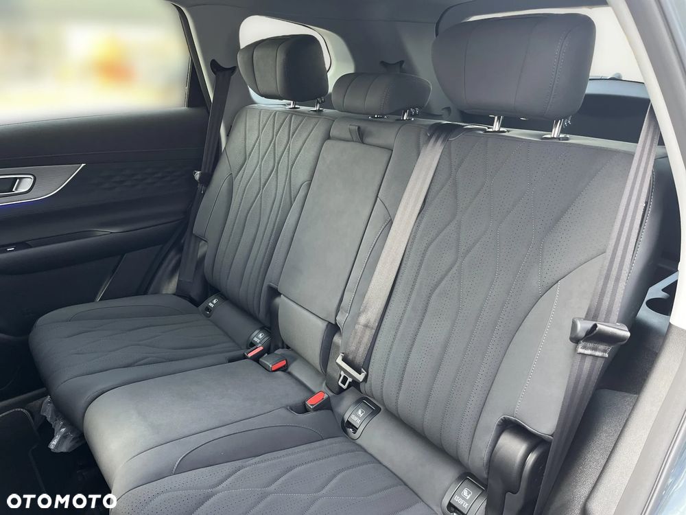 Chery Tiggo 8 1.5 T-GDI Super Hybrid Prestige DCT - 17