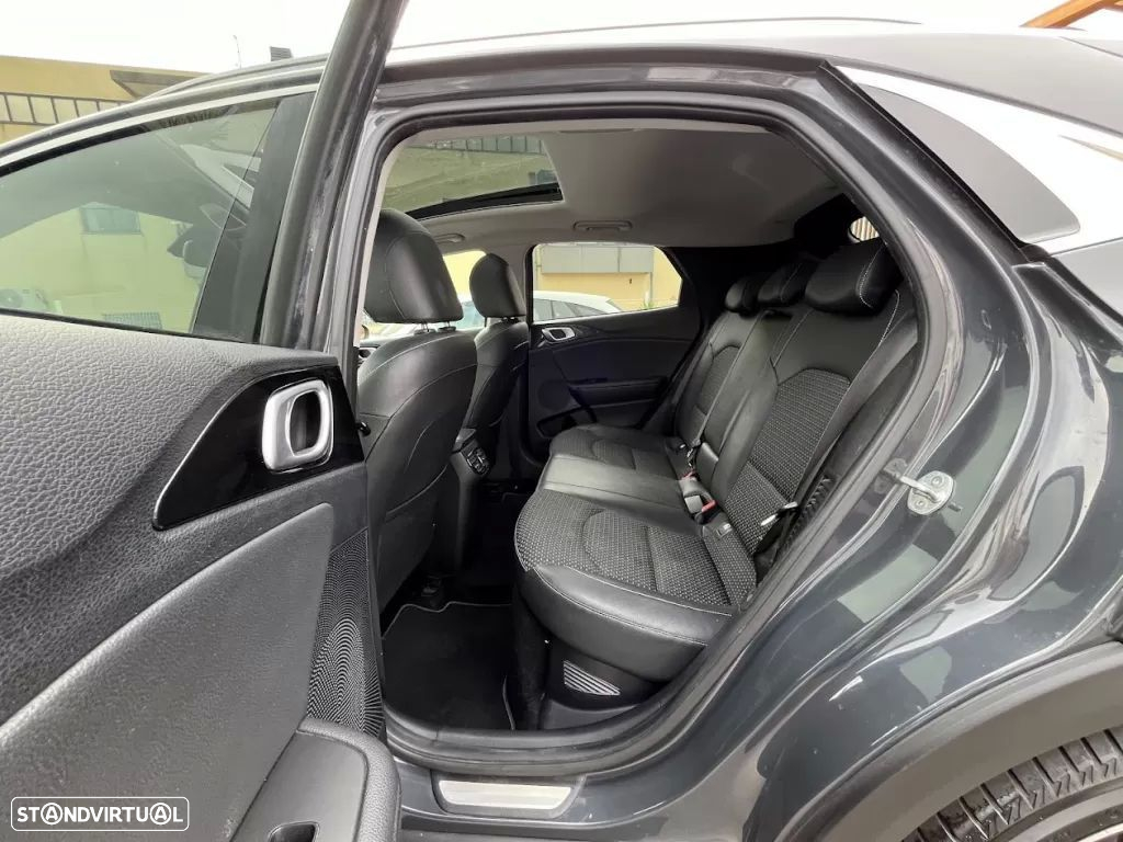 Kia XCeed 1.6 GDi PHEV Drive - 39