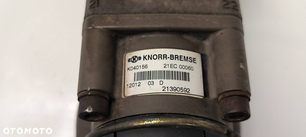 ZAWÓR POWIETRZA RENAULT PREMIUM 460 DXI K040156 - 3