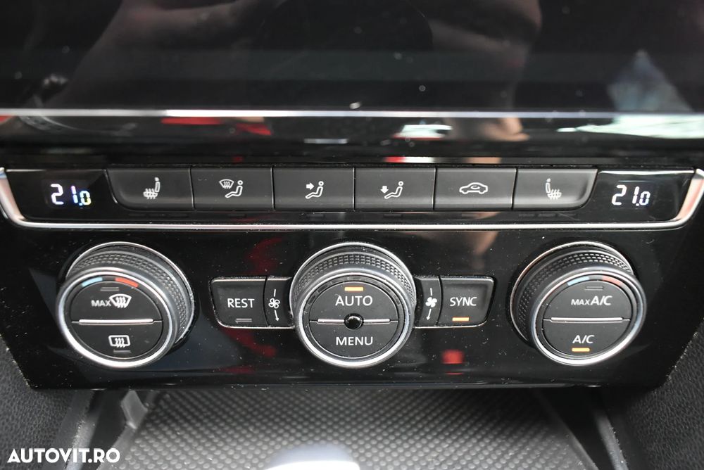 Volkswagen Passat 2.0 TDI DSG Highline - 14