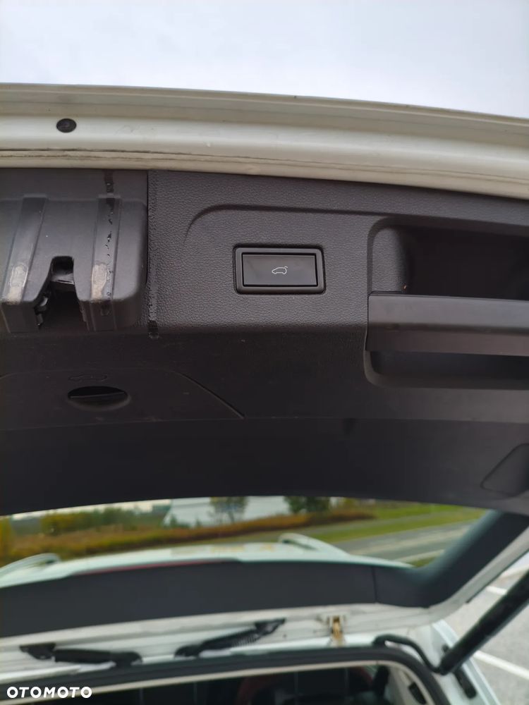 Volkswagen Touran 1.5 TSI EVO Highline - 9