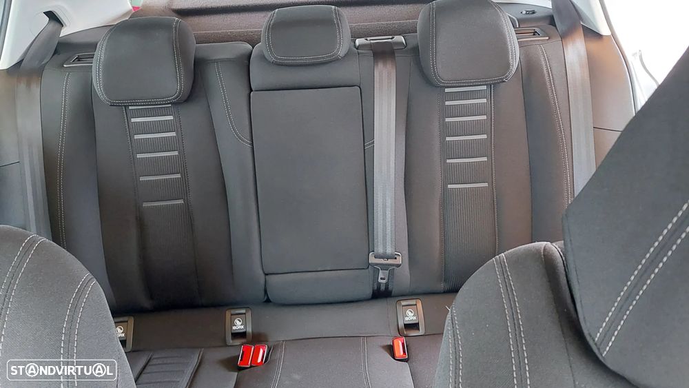 Peugeot 308 1.6 e-HDi Allure J17 - 11