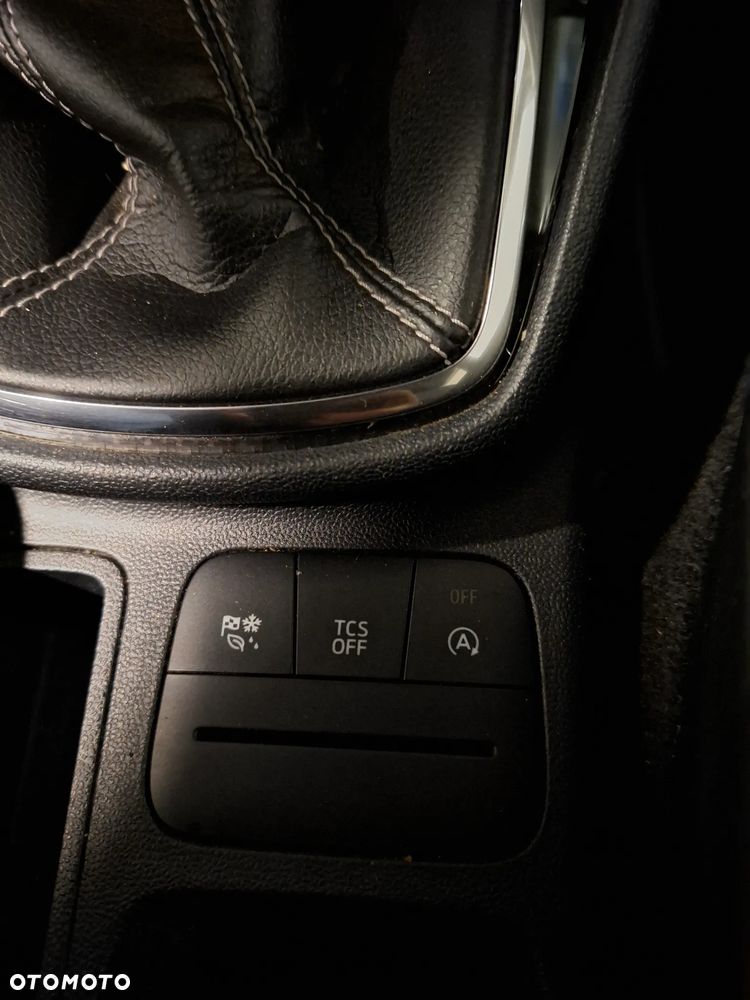 Ford Fiesta 1.0 EcoBoost S&S ACTIVE - 9