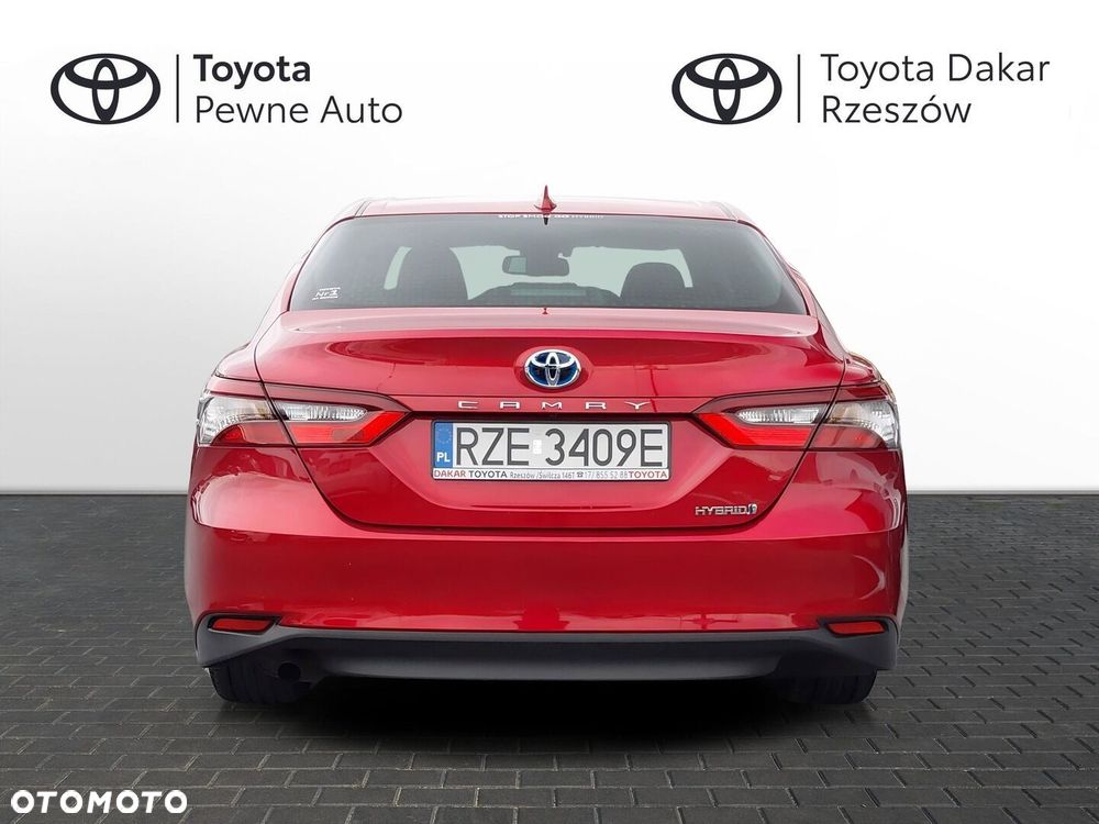 Toyota Camry 2023 photo 4
