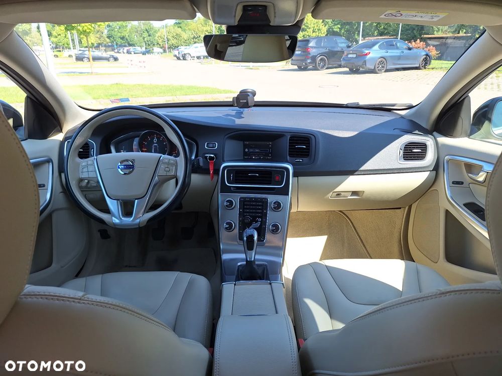 Volvo S60 T3 Summum - 19