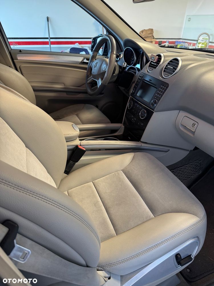 Mercedes-Benz ML 350 CDI 4-Matic - 12