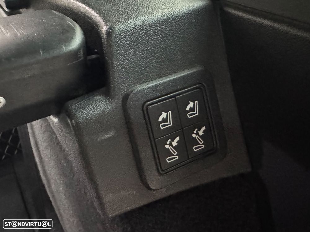 Land Rover Range Rover Sport 3.0 SDV6 Autobiography Dynamic - 37