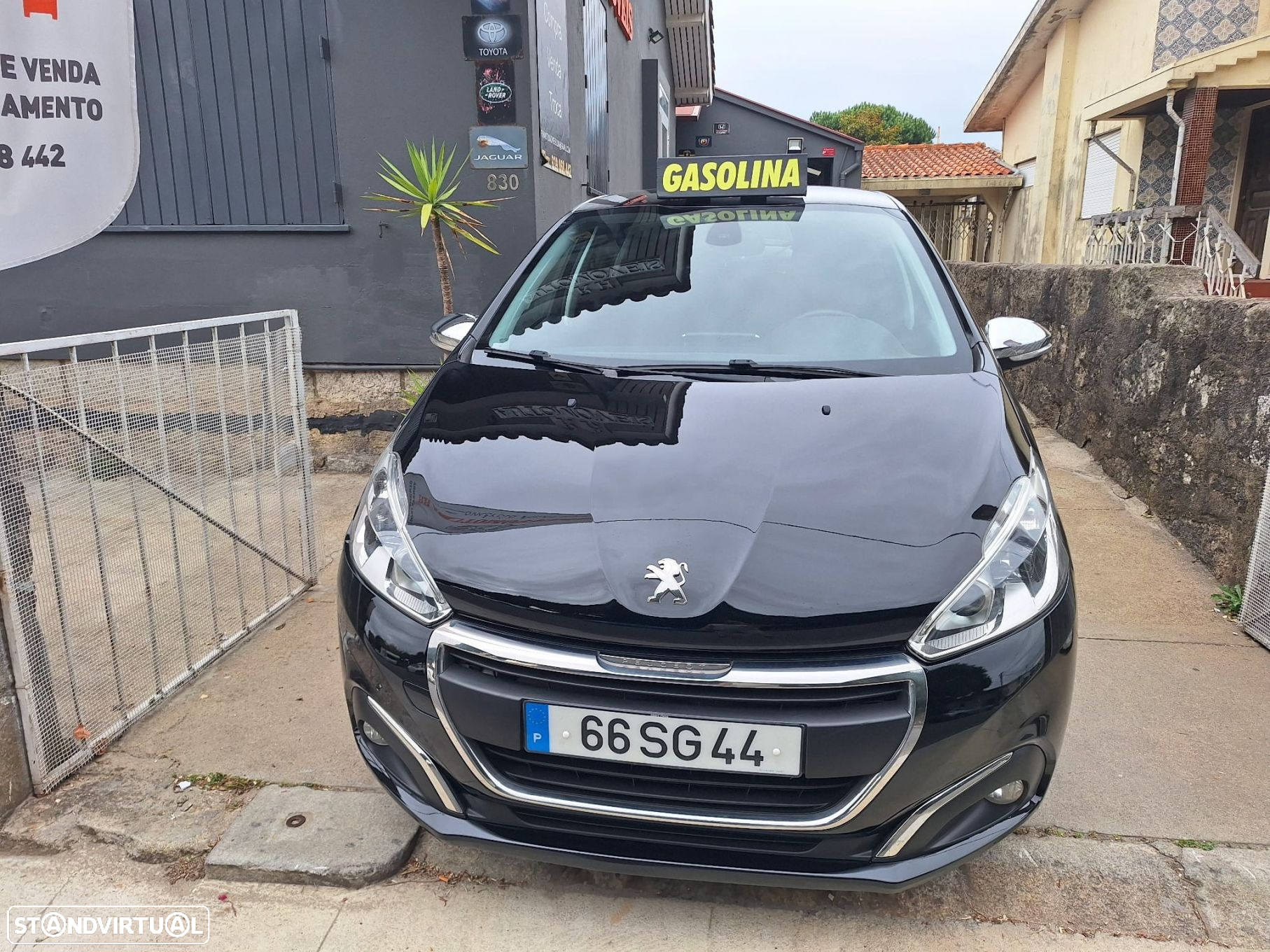 Peugeot 208 1.2 PureTech Style - 33