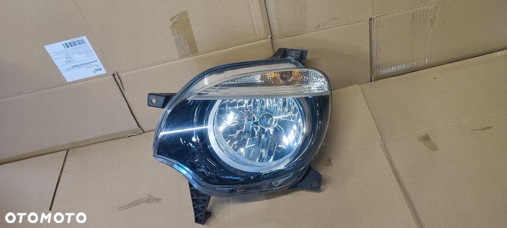 RENAULT TWINGO III 14-18r. LAMPA PRZÓD PRZEDNIA LEWA HELLA kpl.