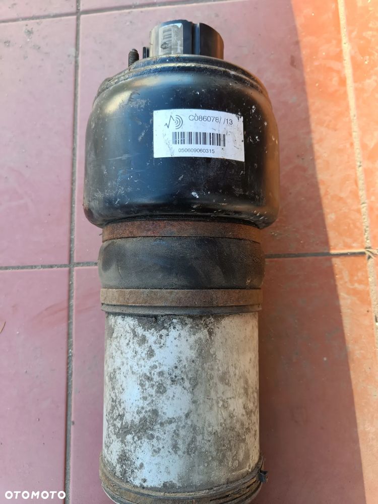 MERCEDES W211 AMORTYZATOR PRZEDNI LEWY PRZÓD AIRMATIC uszkodzony - 4