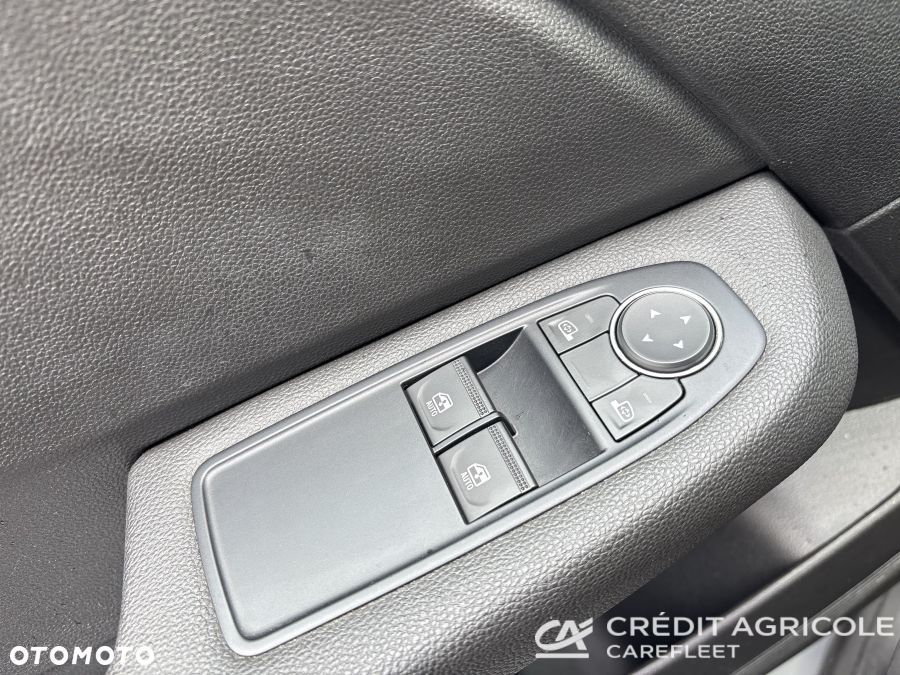 Renault Clio 1.0 TCe Equilibre - 23