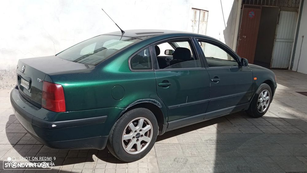 VW Passat 1.9 TDi Confortline - 5