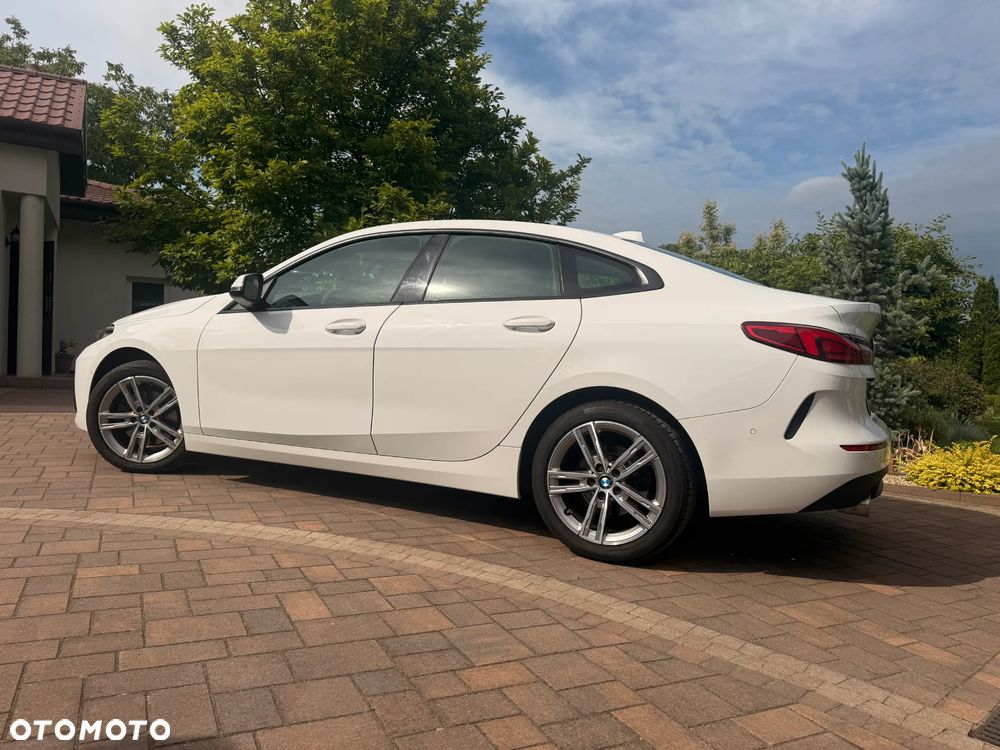BMW Seria 2 218i - 2