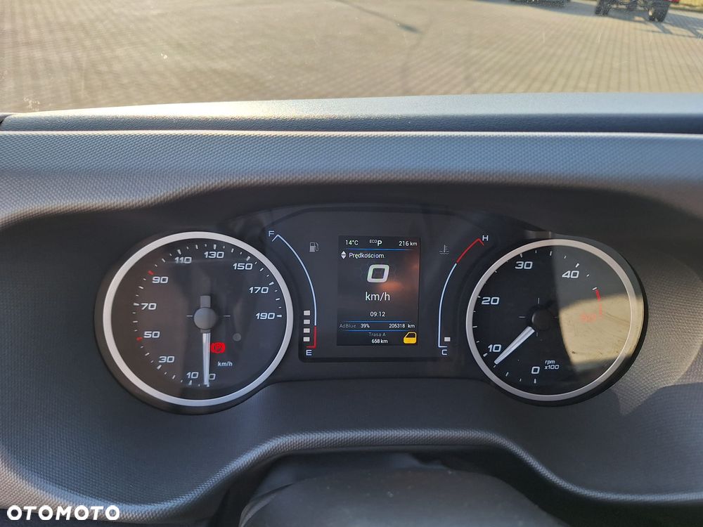 Iveco 35S18 HiMatic furgon 16m blaszak automat FV23% MAXI - 12