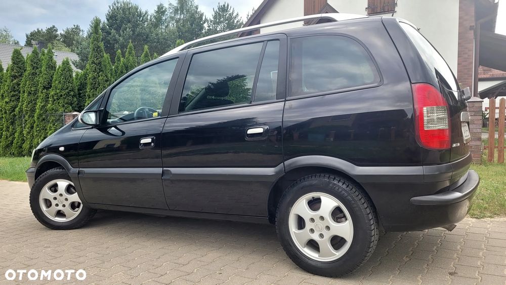 Opel Zafira 1.8 Elegance - 11