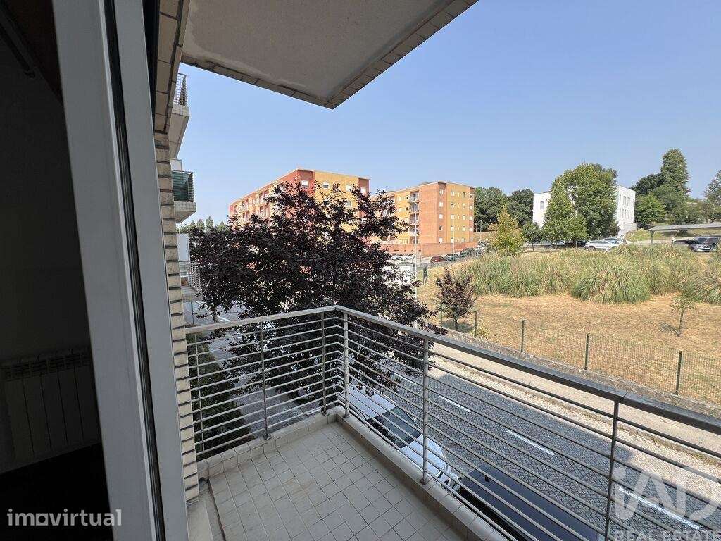 Apartamento T2 em Paranhos de 103,00 m2 - Grande imagem: 2/29