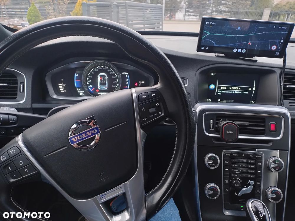 Volvo S60 D4 Geartronic Momentum - 19