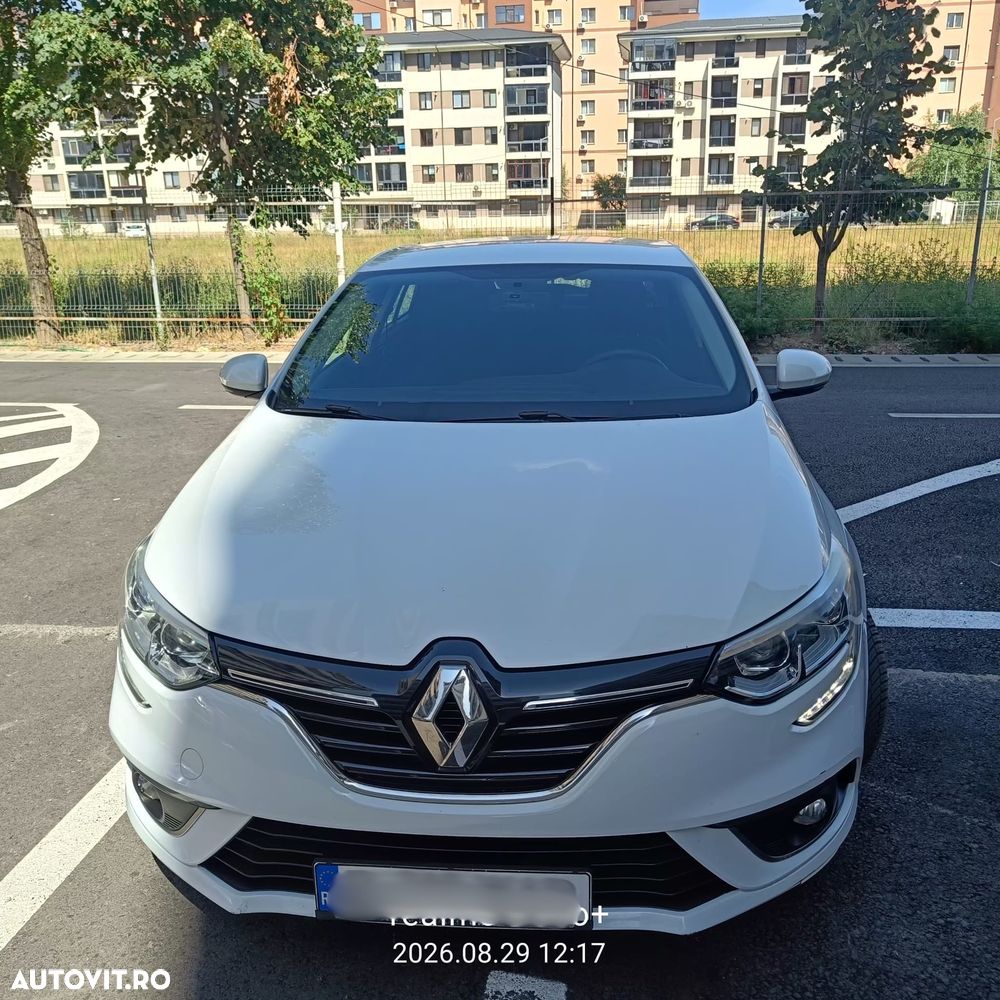 Renault Megane TCe Business - 4