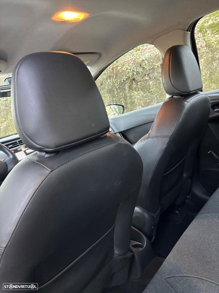 Citroën C3 1.2 PureTech Attraction - 24