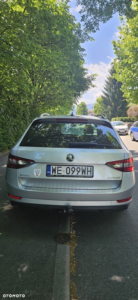 Skoda Superb 2.0 TDI Ambition DSG7 - 9