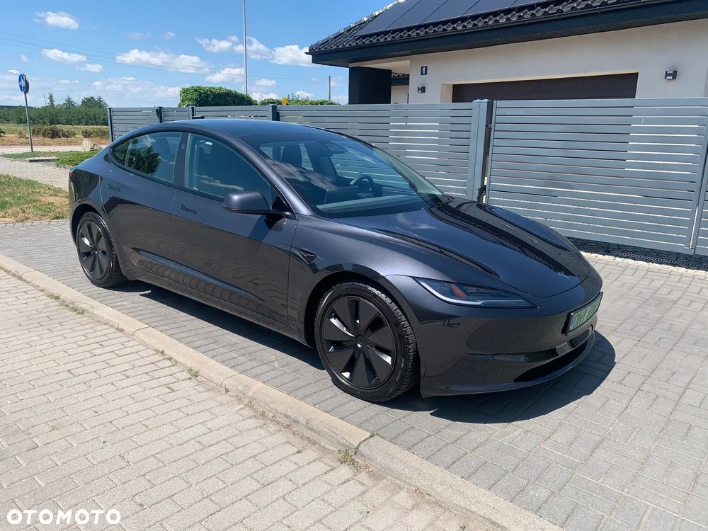 Tesla Model 3 AWD - 2