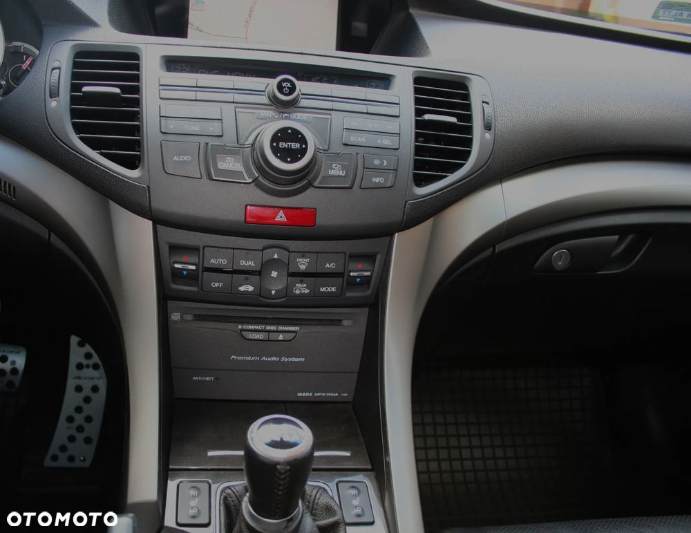 Honda Accord 2.0 Executive - 10