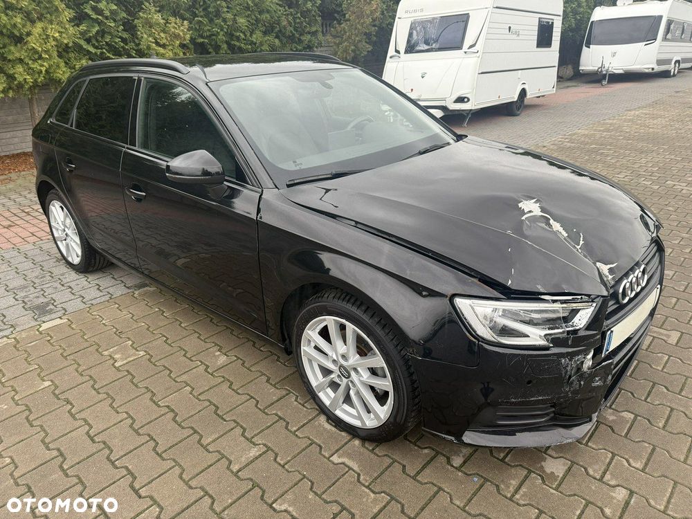 Audi A3 Sportback - 6