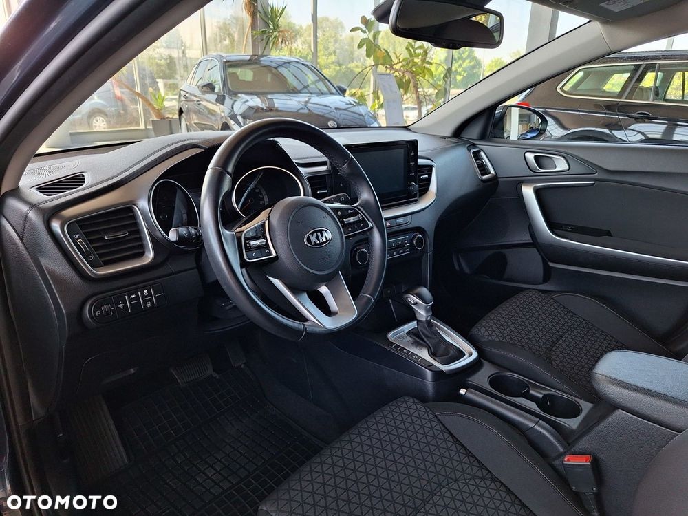 Kia Ceed 1.4 T-GDI M DCT - 17