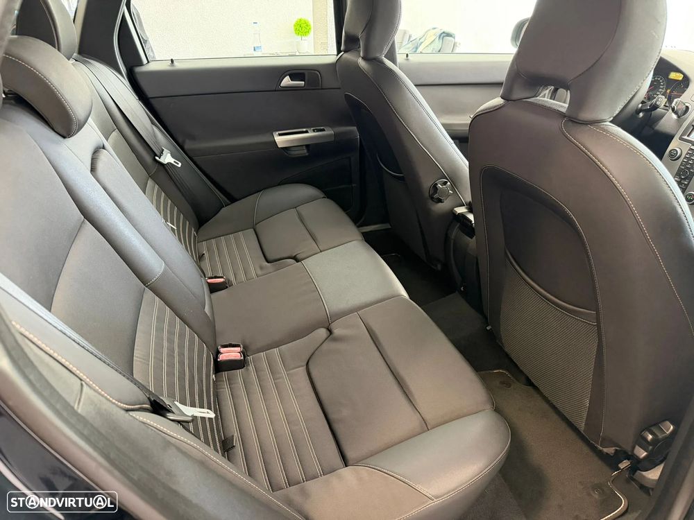 Volvo V50 1.6 D R-Design - 18