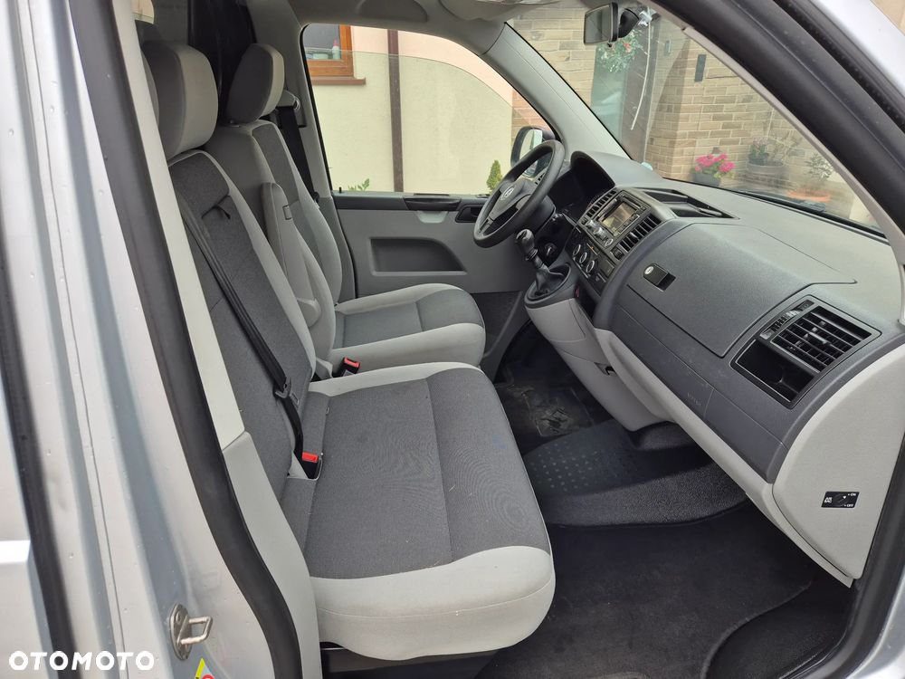 Volkswagen T5 Transporter - 8